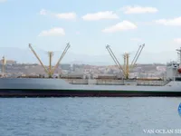 Nave refrigerata in vendita