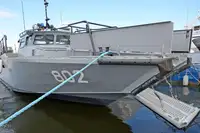 Navi militari in vendita