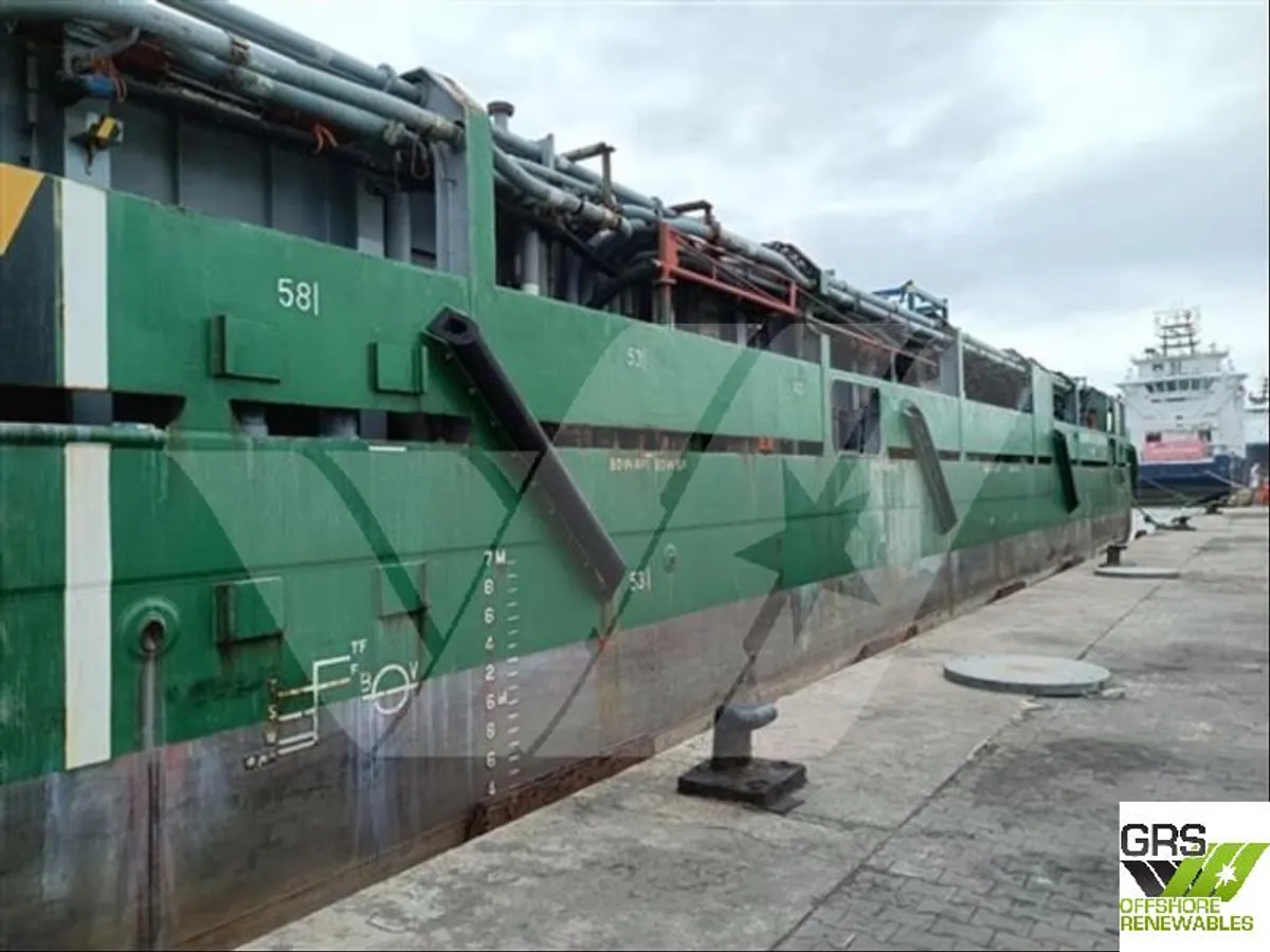 Nave di supporto in vendita