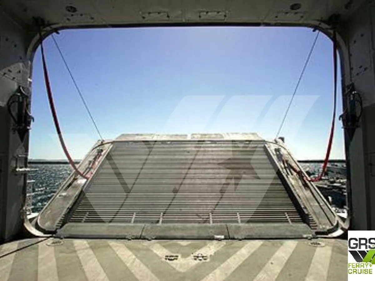 Nave RoPax in vendita