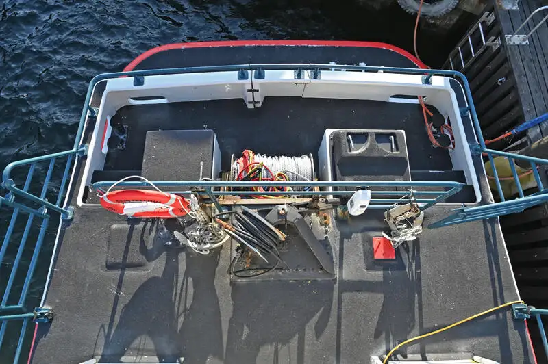 Nave di soccorso in vendita