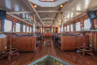 Nave ristorante in vendita