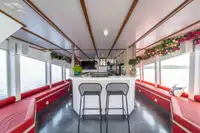 Nave passeggeri in vendita