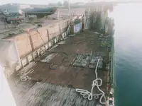 Nave da sbarco, con serbatoi in vendita