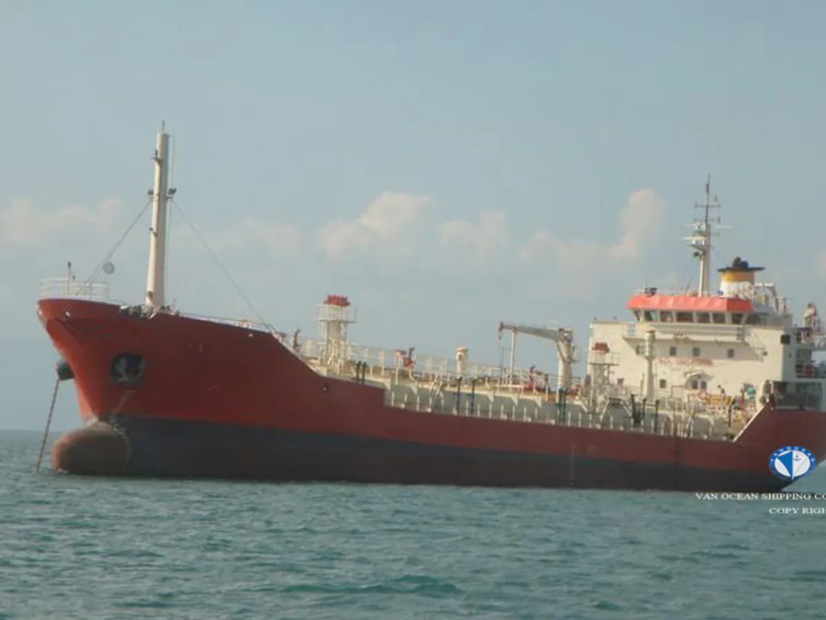 Petroliera/Chimichiera in vendita