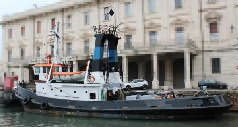 Rimorchiatore in vendita