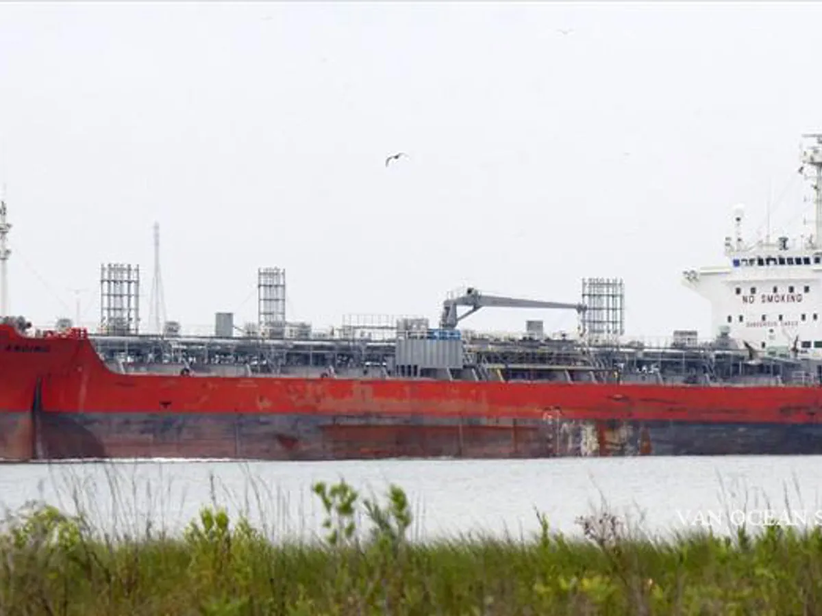 Petroliera/Chimichiera in vendita