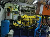 Nave di supporto in vendita