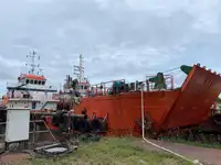 Nave refrigerata in vendita