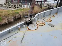 Nave di supporto in vendita