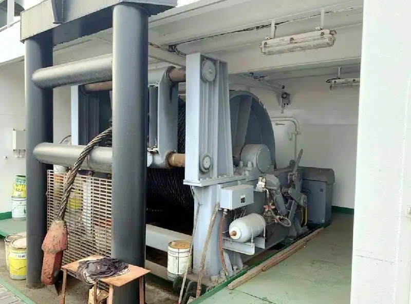 Nave di supporto in vendita