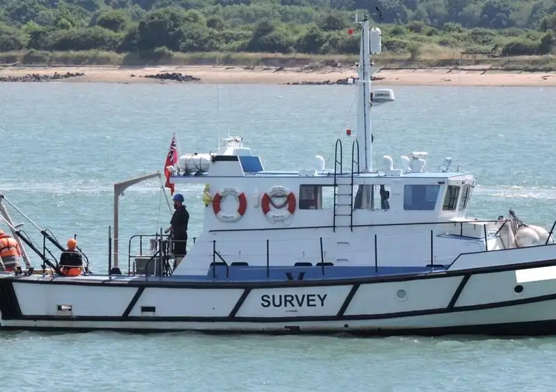 Nave da rilevamento in vendita