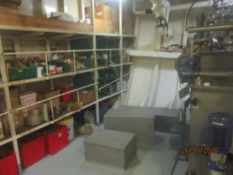 Nave refrigerata in vendita