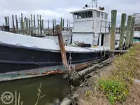Nave di supporto in vendita