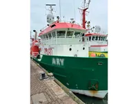 Nave di supporto in vendita