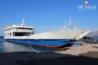 Traghetto in vendita