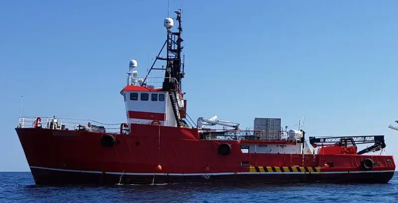 Nave refrigerata in vendita