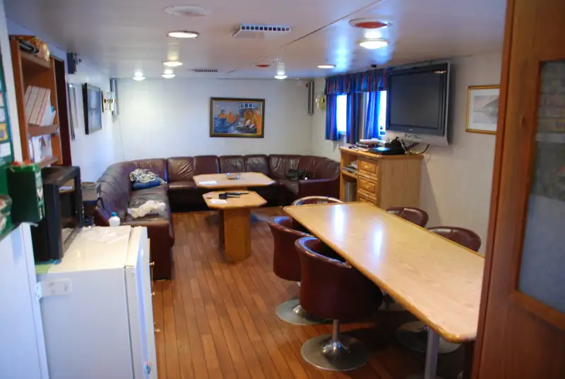 Nave da sbarco, con serbatoi in vendita
