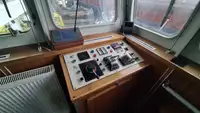Nave di supporto in vendita