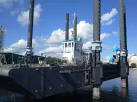 Chiatta in vendita