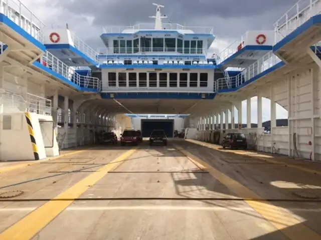Nave traghetto in vendita