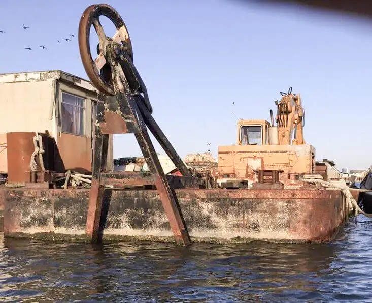 Chiatta in vendita