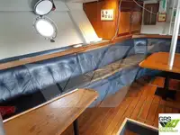 Chiatta adibita ad alloggio in vendita