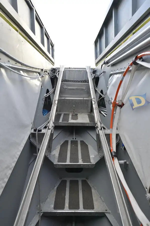 Nave di soccorso in vendita