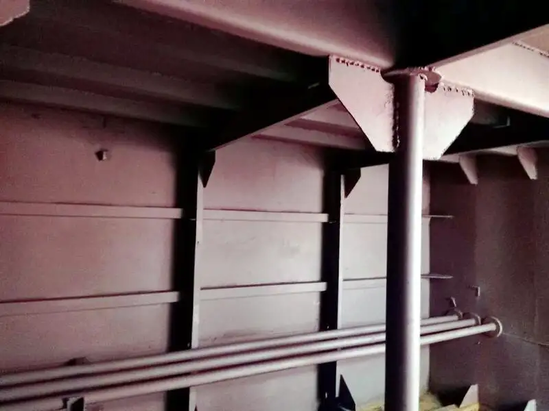 Nave da sbarco, con serbatoi in vendita