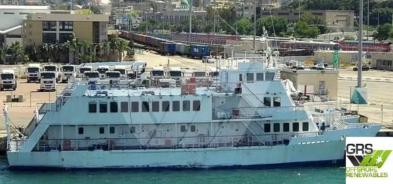 Nave passeggeri in vendita