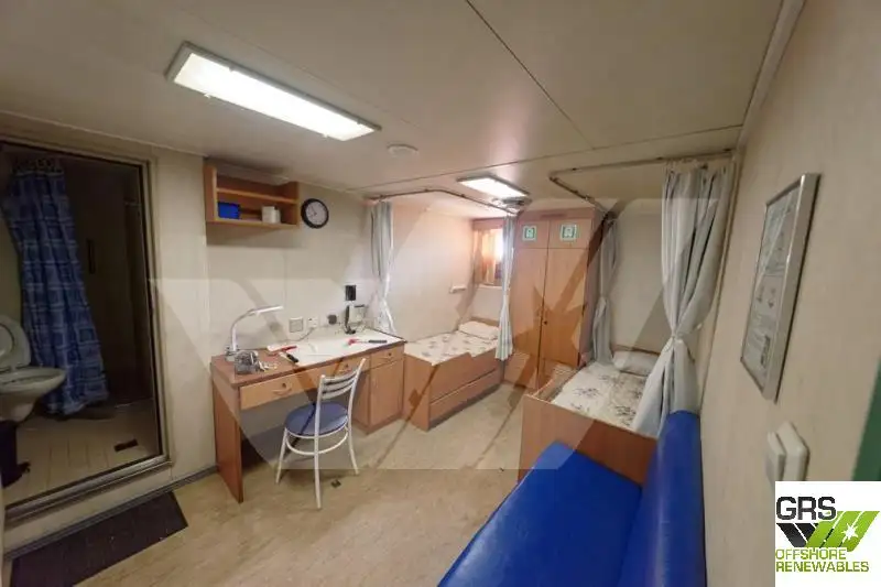 Nave di supporto in vendita