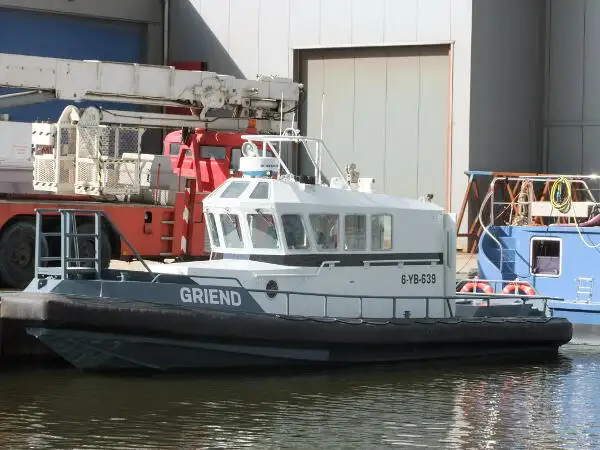 Piroga in vendita