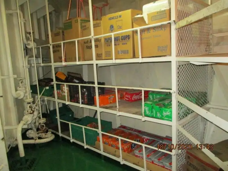 Nave refrigerata in vendita