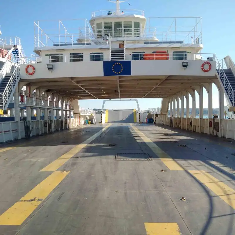 Nave RoPax in vendita