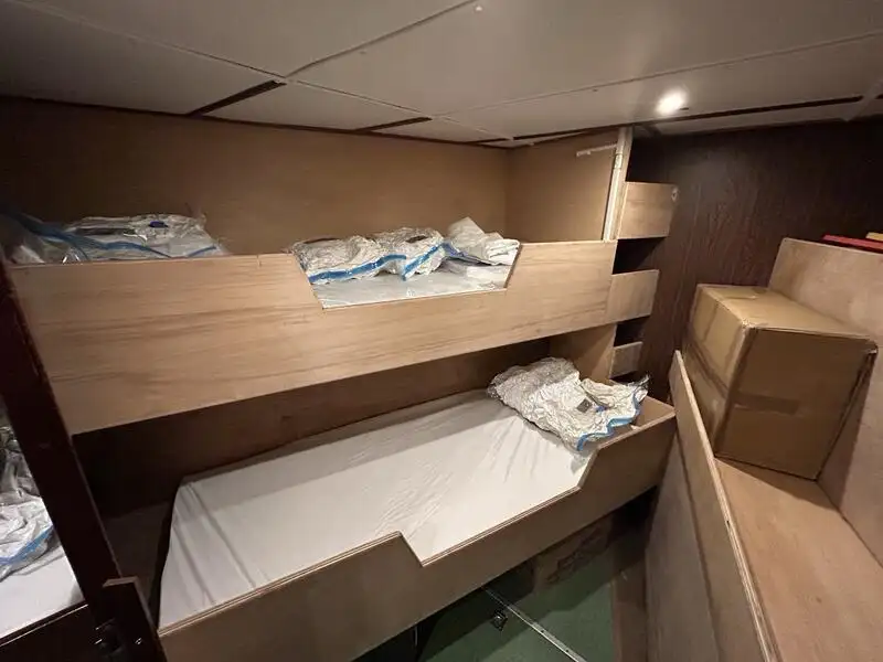 Nave da rilevamento in vendita