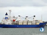 Nave refrigerata in vendita