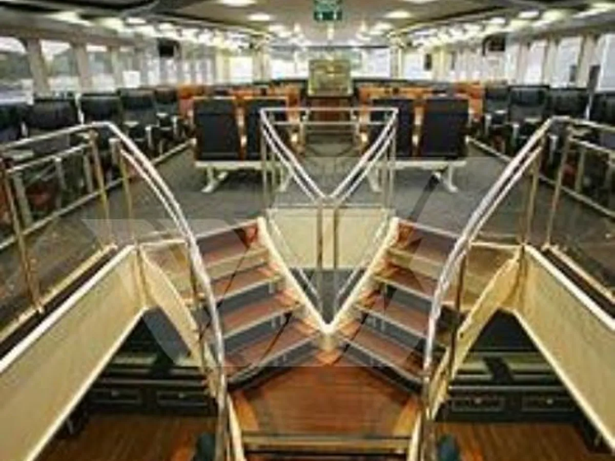 Nave RoPax in vendita
