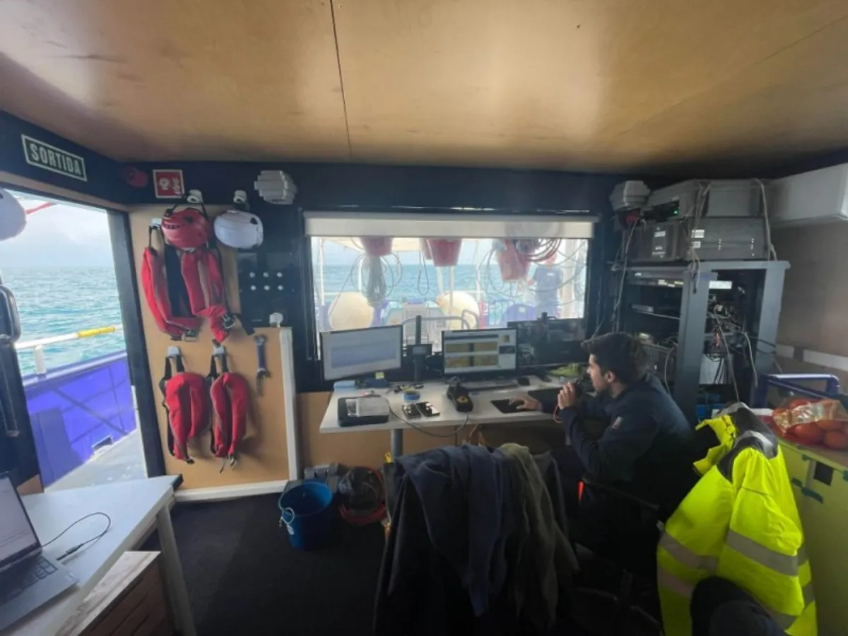 Nave da rilevamento in vendita