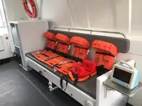 Nave di soccorso in vendita