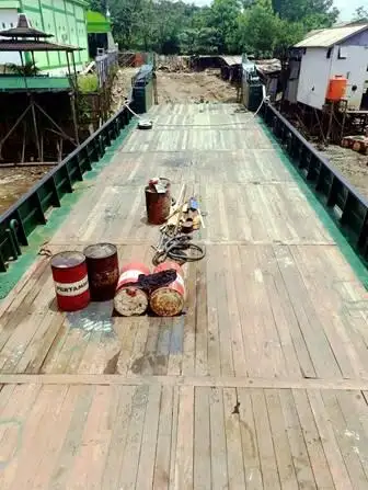 Nave da sbarco, con serbatoi in vendita