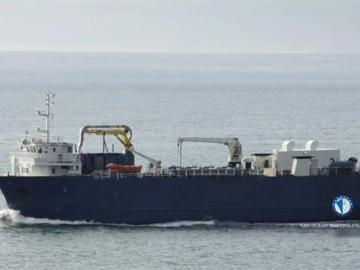 Nave refrigerata in vendita