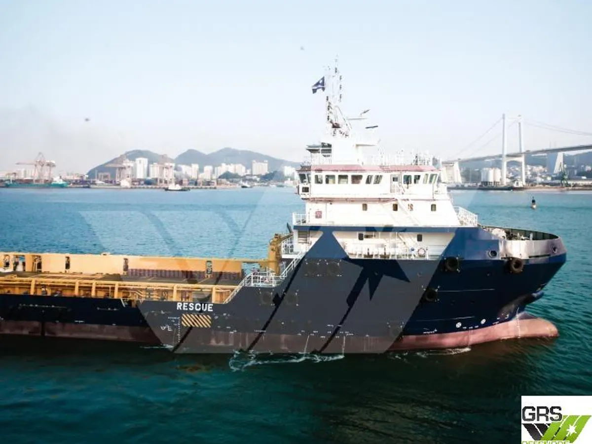 Nave di supporto in vendita