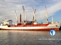 Nave refrigerata in vendita