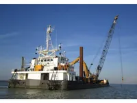 Nave di supporto in vendita