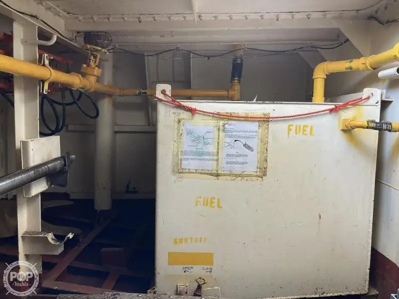 Nave da sbarco, con serbatoi in vendita