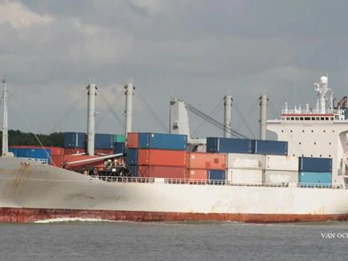 Nave refrigerata in vendita