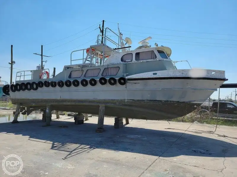 Piroga in vendita