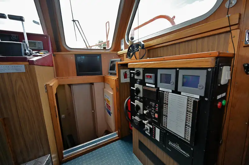 Nave da rilevamento in vendita