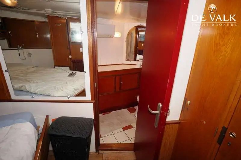 Nave da ricerca in vendita