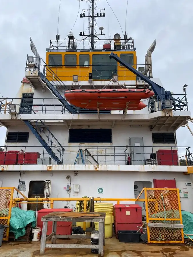 Nave di supporto in vendita
